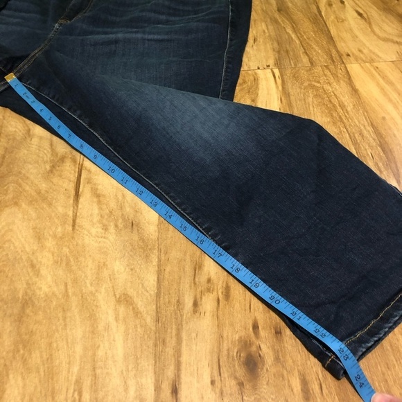 Torrid Denim Stretch Super Soft Crop Jegging Blue Jeans Womens 44x23.5 Size 26 - Picture 11 of 14